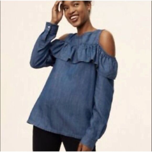 LOFT Blue Chambray Cold Shoulder Long Sleeve Ruffle Top Size Small - Picture 1 of 5